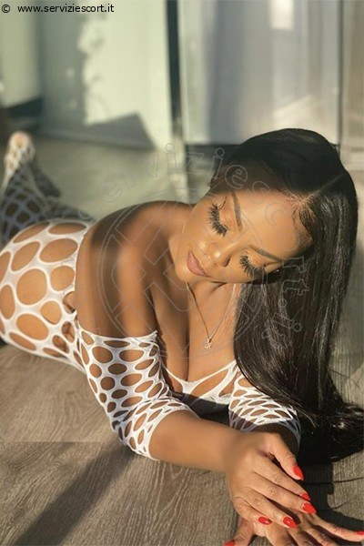 Foto Alisha  Hott  Girl