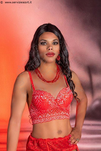 Foto Naomi Fire  Trans